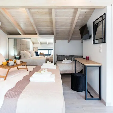 White Swan With Private Pool And Jacuzzi Villa