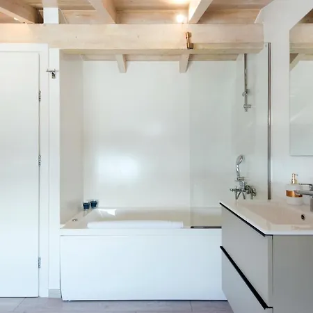 White Swan With Private Pool Willa Kommeno (Corfu)