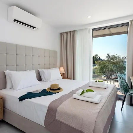 White Swan With Private Pool And Jacuzzi Villa *