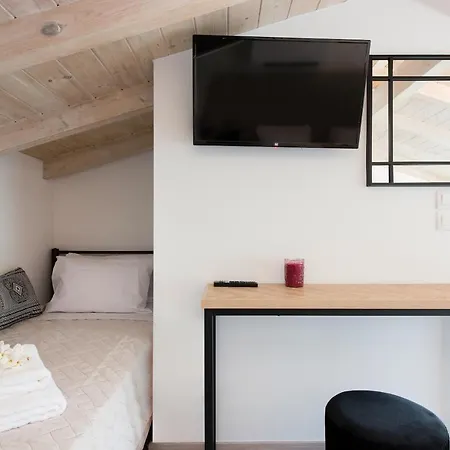 White Swan With Private Pool *