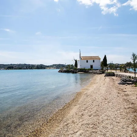Villa White Swan With Private Pool And Jacuzzi Komméno