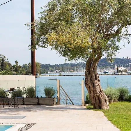 White Swan With Private Pool And Jacuzzi Villa *