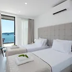 Villa White Swan With Private Pool *