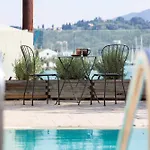 White Swan With Private Pool *