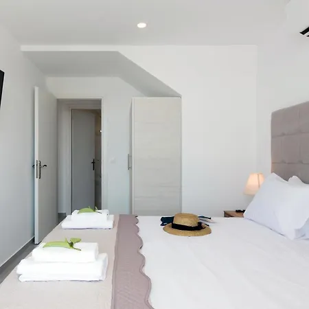 White Swan With Private Pool And Jacuzzi Vila Kommeno (Corfu)