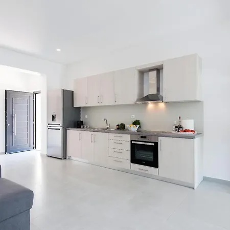 White Swan With Private Pool *