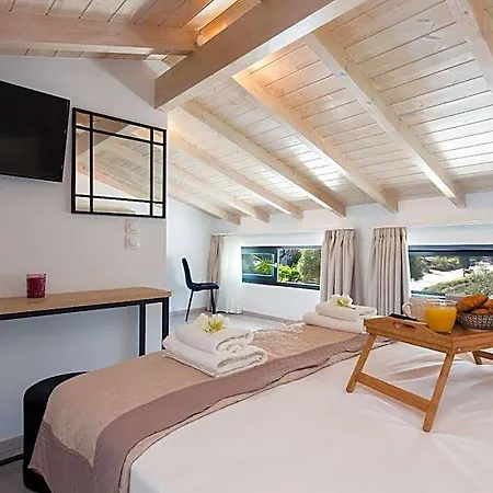 Villa White Swan With Private Pool