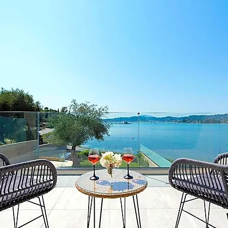White Swan With Private Pool Villa *