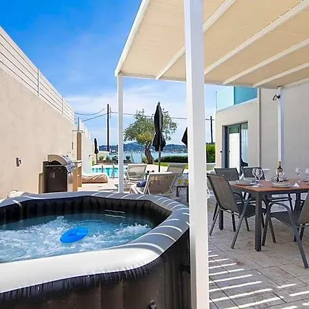 White Swan With Private Pool * Kommeno (Corfu)