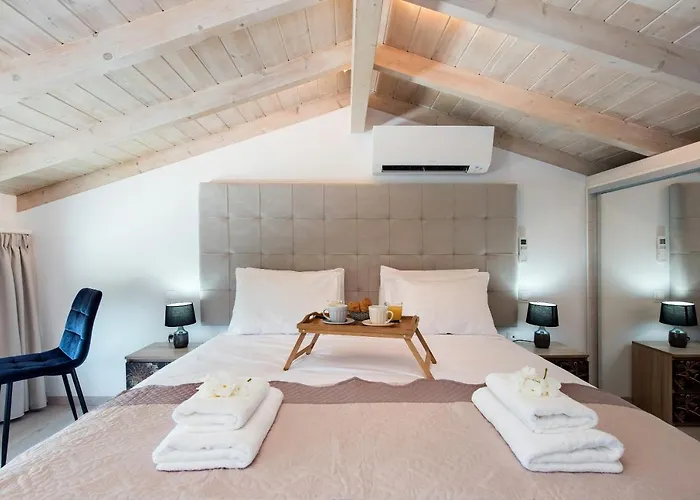 White Swan With Private Pool Villa