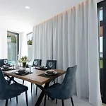 Villa White Swan With Private Pool *